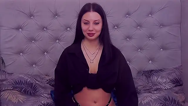 Snapshot of MaeAnna chatting on November 14, 2025, 4:33 am MaeAnna online show from November 14, 2025, 4:33 am