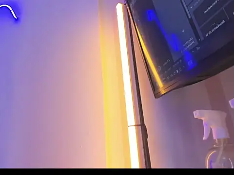 Nefera Noxx online show from November 5, 2025, 4:34 am