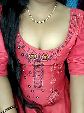 Snapshot of Rashmi_011 chatting on May 15, 2026, 3:46 am Rashmi 011 online show from May 15, 2026, 3:46 am