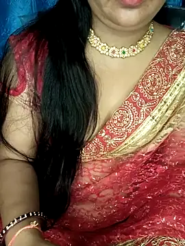 Snapshot of Rashmi_011 chatting on May 15, 2026, 11:45 pm Rashmi 011 online show from May 15, 2026, 11:45 pm