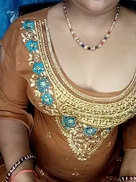 Snapshot of Rashmi_011 chatting on May 17, 2026, 3:41 pm Rashmi 011 online show from May 17, 2026, 3:41 pm