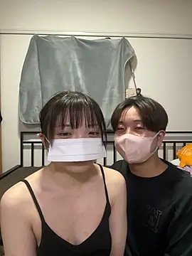 Snapshot of CoYu-528 chatting on November 11, 2025, 3:12 pm CoYu-528 online show from November 11, 2025, 3:12 pm