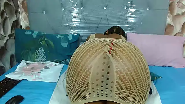 Snapshot of Bigboobsbooty chatting on February 12, 2026, 4:07 am Bigboobsbooty online show from February 12, 2026, 4:07 am