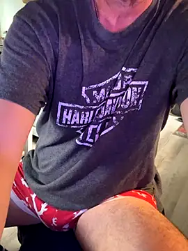 smkbustr online show from November 19, 2025, 6:08 pm