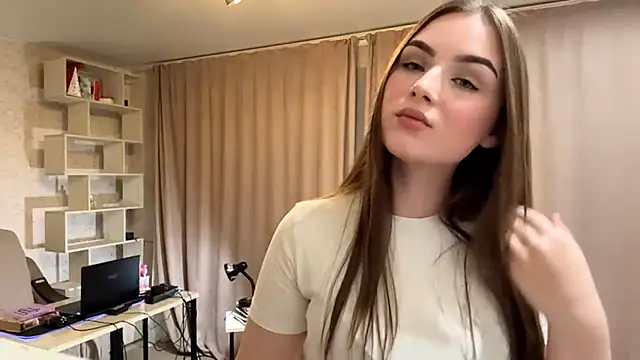 RinaModel online show from October 6, 2025, 6:05 pm