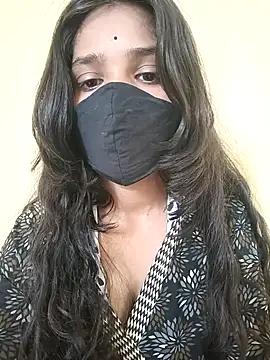 Snapshot of Beautiful_Eye chatting on October 7, 2025, 8:33 am Beautiful Eye online show from October 7, 2025, 8:33 am