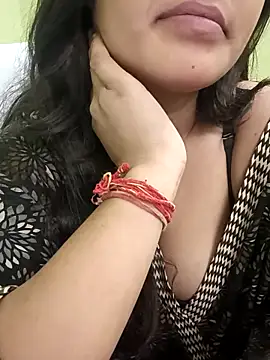 Snapshot of Beautiful_Eye chatting on December 15, 2025, 9:19 pm Beautiful Eye online show from December 15, 2025, 9:19 pm