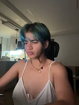 sukulaurens online show from May 16, 2026, 5:04 am