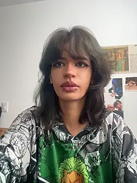 sukulaurens online show from June 28, 2026, 7:42 pm