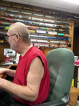 Jcaspen online show from April 28, 2026, 12:54 pm