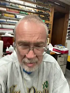 Jcaspen online show from May 1, 2026, 1:26 pm