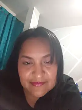 Snapshot of lucia00xx chatting on November 29, 2025, 1:52 am lucia00xx online show from November 29, 2025, 1:52 am