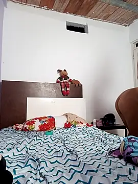 Snapshot of Mau-sophy chatting on November 19, 2025, 3:23 pm Mau-sophy online show from November 19, 2025, 3:23 pm