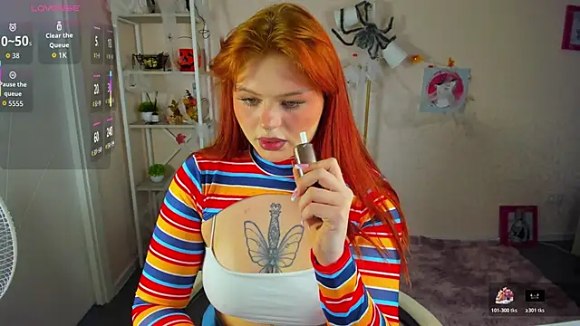 Snapshot of Barbara_Mitchel chatting on October 29, 2025, 8:16 am Barbara Mitchel online show from October 29, 2025, 8:16 am