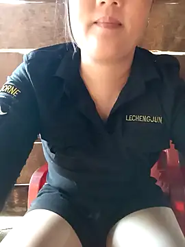 Snapshot of Meo2k1 chatting on November 8, 2025, 8:25 am Meo2k1 online show from November 8, 2025, 8:25 am