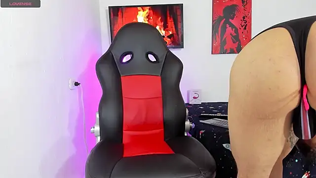 Snapshot of kenny-race chatting on December 21, 2025, 1:24 am kenny-race online show from December 21, 2025, 1:24 am