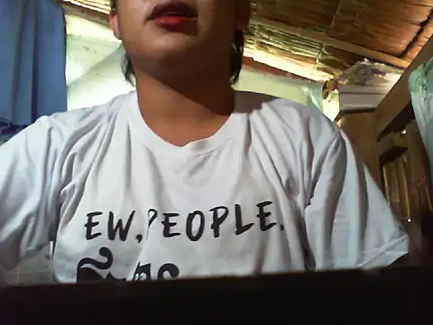 Snapshot of Fairytail16 chatting on October 9, 2025, 1:58 am Fairytail16 online show from October 9, 2025, 1:58 am