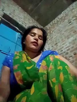 Snapshot of Nm_sanjna chatting on June 4, 2026, 11:00 pm Nm sanjna online show from June 4, 2026, 11:00 pm