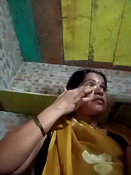 Snapshot of Nm_sanjna chatting on June 13, 2026, 11:02 pm Nm sanjna online show from June 13, 2026, 11:02 pm