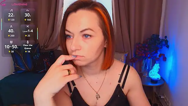 Serena Foxxx online show from May 20, 2026, 1:56 am