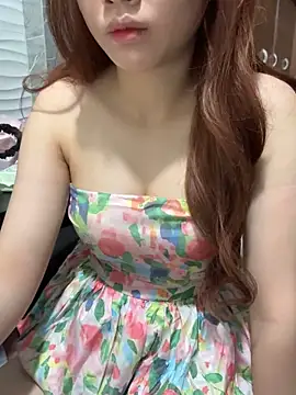 Beyeuuu online show from May 15, 2026, 3:46 am