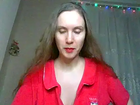 Lynirina online show from April 12, 2026, 10:37 pm