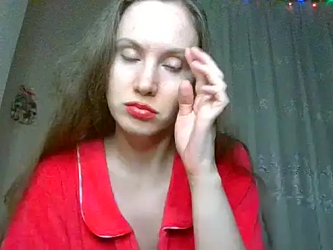 Lynirina online show from May 19, 2026, 8:37 pm