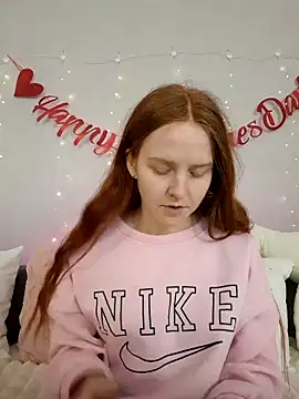 Evarey  online show from February 20, 2026, 6:26 am