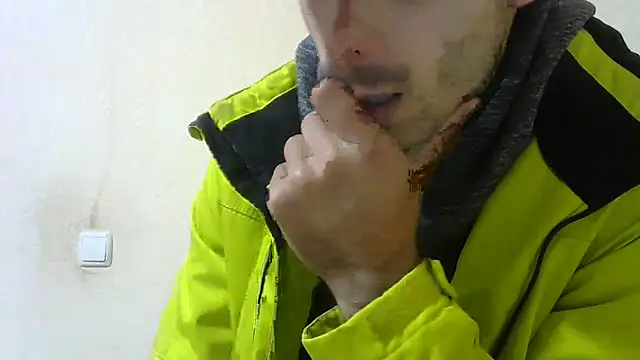 MakabulaAndrey online show from October 21, 2025, 5:46 pm