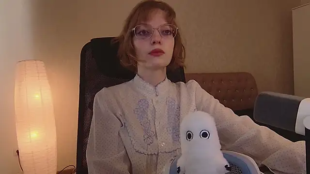 emymayy online show from July 31, 2026, 12:59 pm