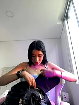 emi star online show from October 17, 2025, 10:01 pm