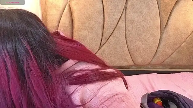 Addyy 02 online show from February 4, 2026, 1:22 am