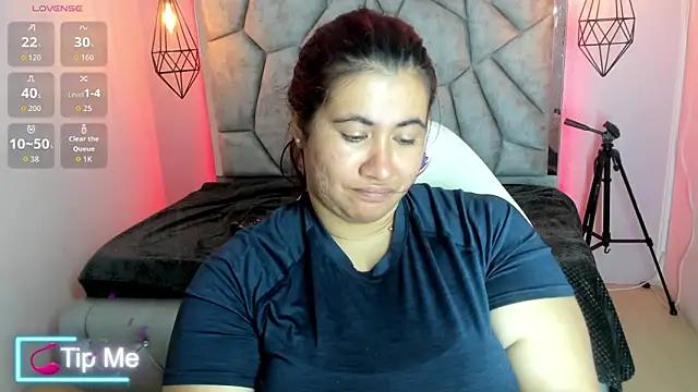 Snapshot of Addyy_02 chatting on May 27, 2026, 7:00 pm Addyy 02 online show from May 27, 2026, 7:00 pm