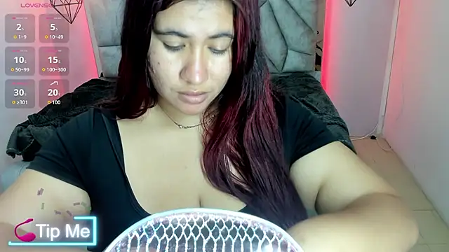 Snapshot of Addyy_02 chatting on June 10, 2026, 7:02 pm Addyy 02 online show from June 10, 2026, 7:02 pm