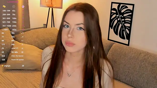 Snapshot of BlissShade chatting on October 18, 2025, 1:12 pm BlissShade online show from October 18, 2025, 1:12 pm