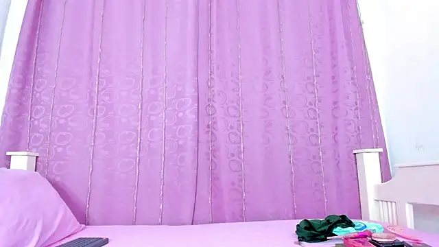 Snapshot of nahomy_smiith chatting on October 30, 2025, 7:14 pm nahomy smiith online show from October 30, 2025, 7:14 pm