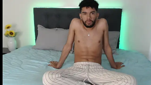 Snapshot of andresnoir_ chatting on October 7, 2025, 2:14 pm andresnoir online show from October 7, 2025, 2:14 pm