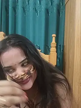 Snapshot of Beauty_Queen_Soniya chatting on June 6, 2026, 11:42 pm Beauty Queen Soniya online show from June 6, 2026, 11:42 pm