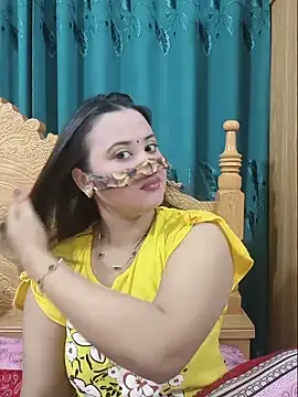 Snapshot of Beauty_Queen_Soniya chatting on June 7, 2026, 7:17 pm Beauty Queen Soniya online show from June 7, 2026, 7:17 pm
