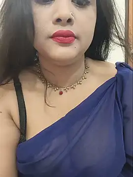 Snapshot of Beauty_Queen_Soniya chatting on July 25, 2026, 4:10 am Beauty Queen Soniya online show from July 25, 2026, 4:10 am