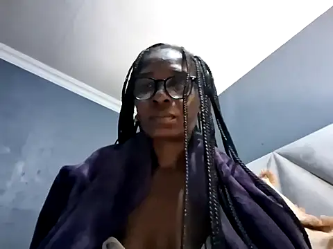 Snapshot of NaughtyCouga chatting on June 10, 2026, 4:23 am NaughtyCouga online show from June 10, 2026, 4:23 am