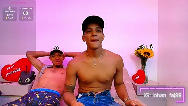 Snapshot of thomas_elg chatting on October 15, 2025, 4:23 am thomas elg online show from October 15, 2025, 4:23 am