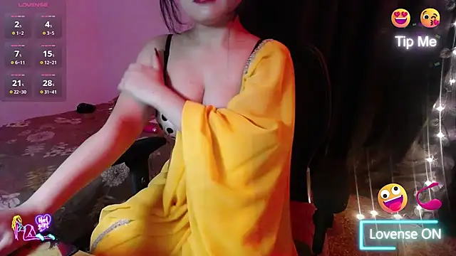 Hot Hazel online show from July 31, 2026, 5:34 pm