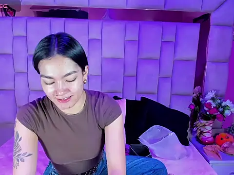 Gisell Squirt  online show from December 17, 2025, 12:33 pm