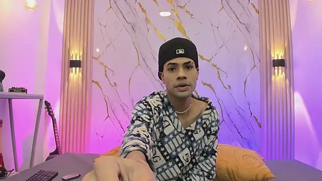 JacobBlackwell  online show from February 7, 2026, 3:21 am