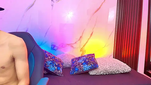 JacobBlackwell  online show from March 9, 2026, 3:43 am