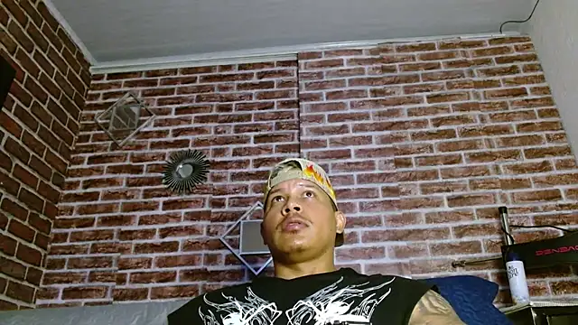 Snapshot of jordan_bigcock_ chatting on May 29, 2026, 5:16 am jordan bigcock online show from May 29, 2026, 5:16 am
