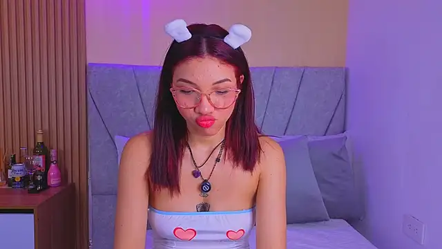 Snapshot of celeste_collins_ chatting on June 14, 2026, 3:41 am celeste collins online show from June 14, 2026, 3:41 am
