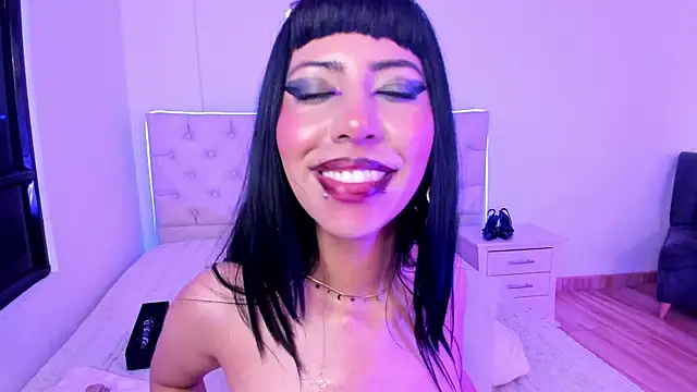 Snapshot of Nina_fox_0691 chatting on May 16, 2026, 12:40 am Nina fox 0691 online show from May 16, 2026, 12:40 am