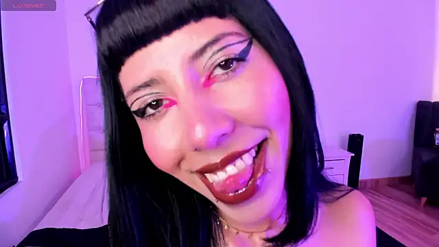Snapshot of Nina_fox_0691 chatting on June 2, 2026, 3:58 pm Nina fox 0691 online show from June 2, 2026, 3:58 pm